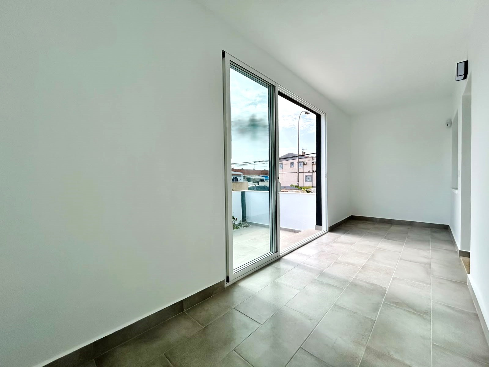 Bungalow for sale in La Siesta, Alicante, Spain