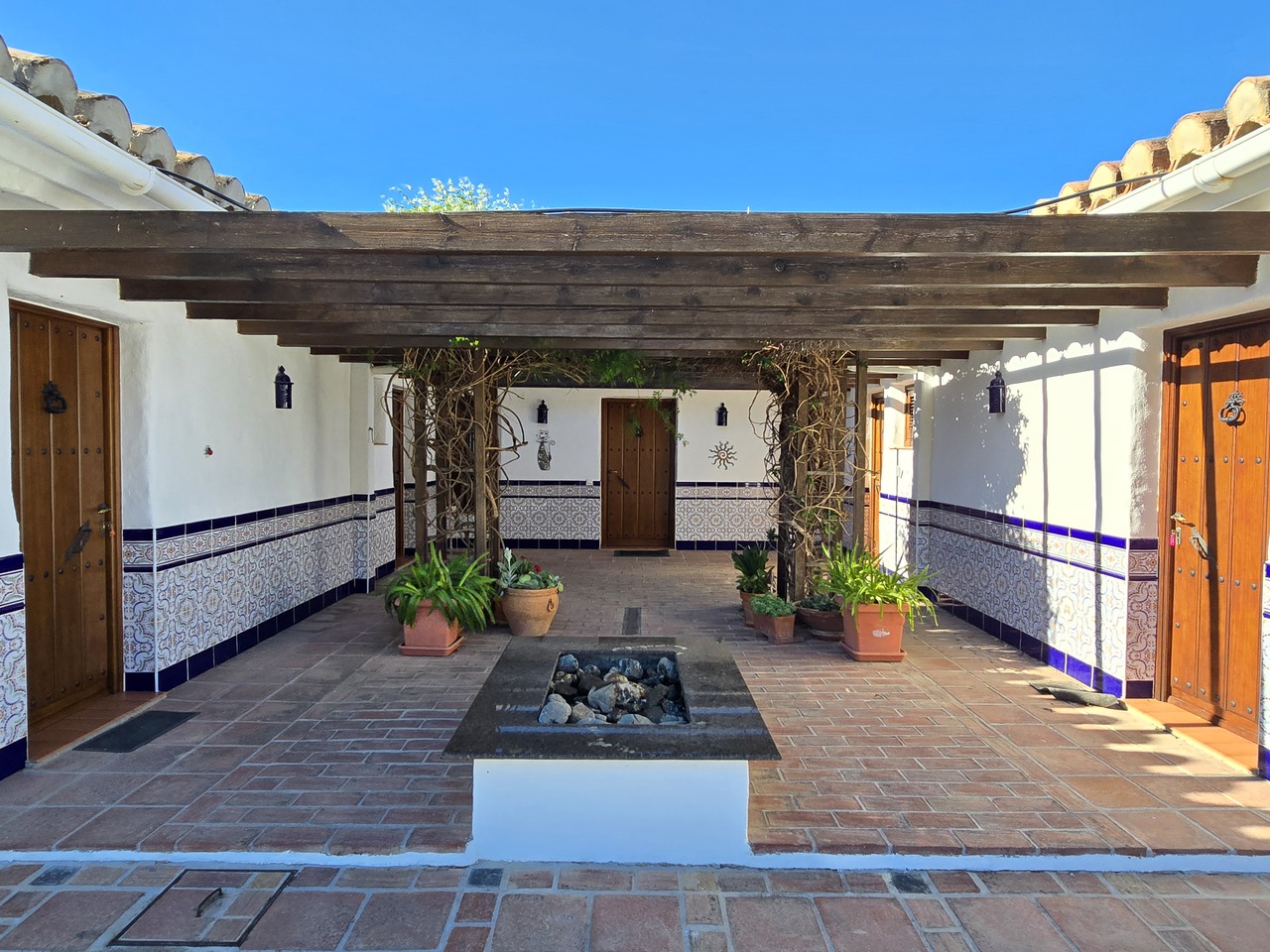 Villa for sale in Canillas De Aceituno, Málaga, Spain