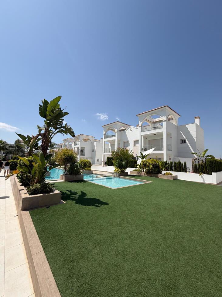 Bungalow for sale in Ciudad Quesada, Alicante, Spain