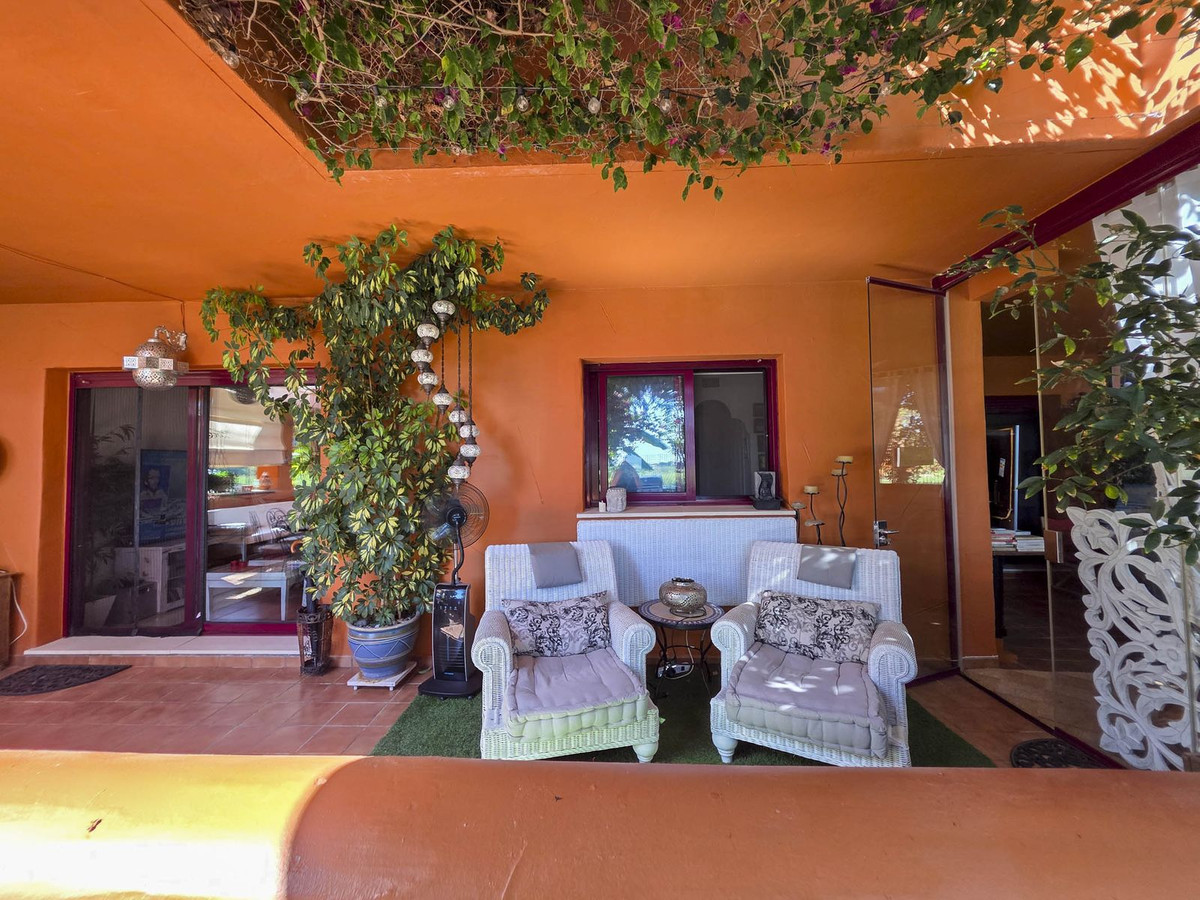 Apartment for sale in La Duquesa, Málaga, Spain