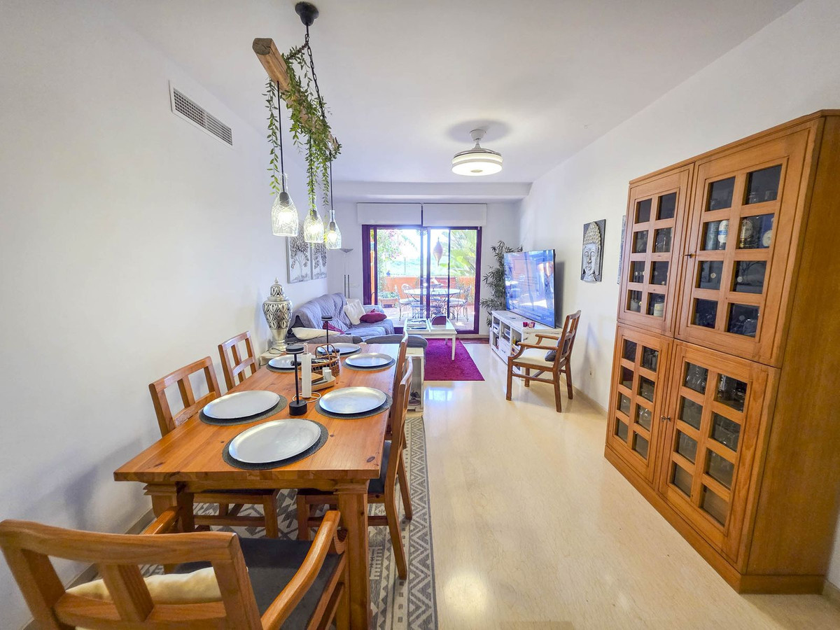Apartment for sale in La Duquesa, Málaga, Spain