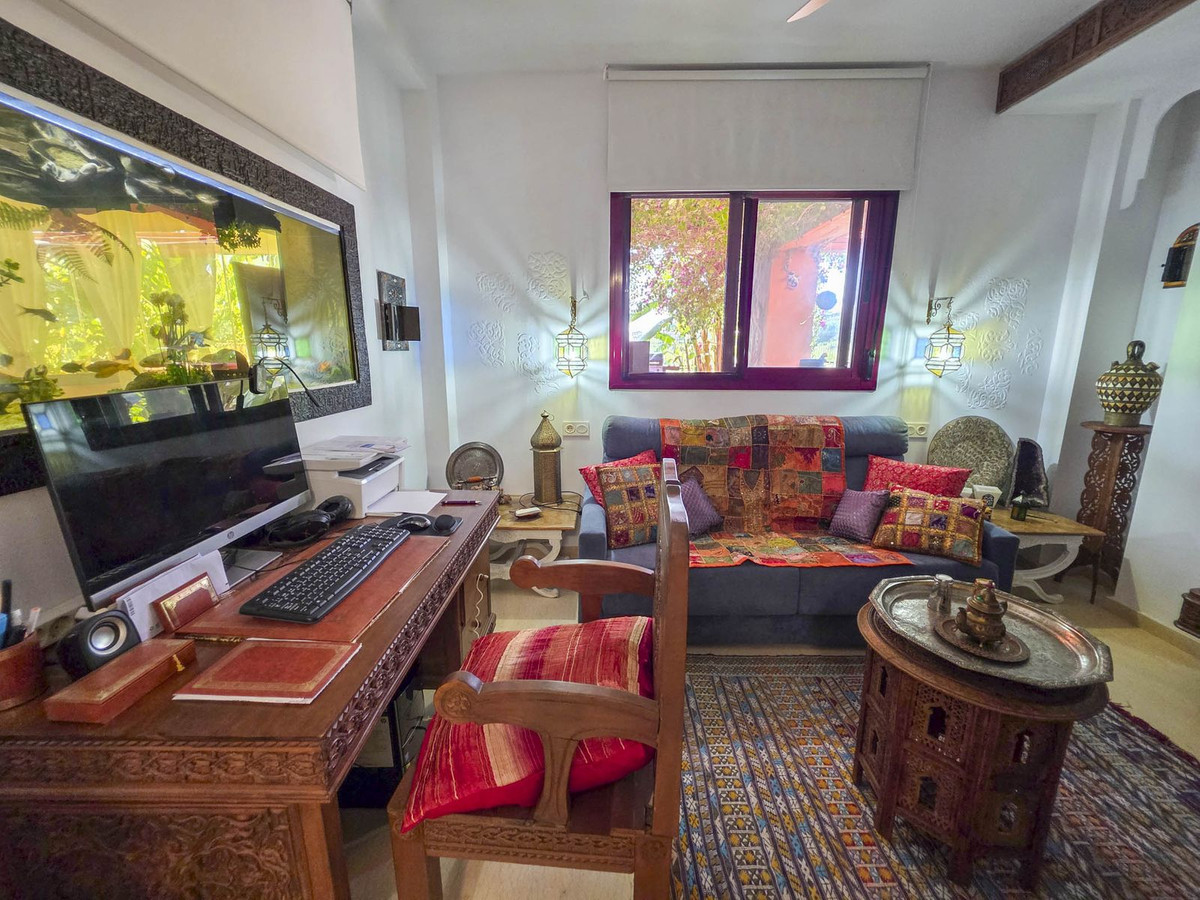 Apartment for sale in La Duquesa, Málaga, Spain