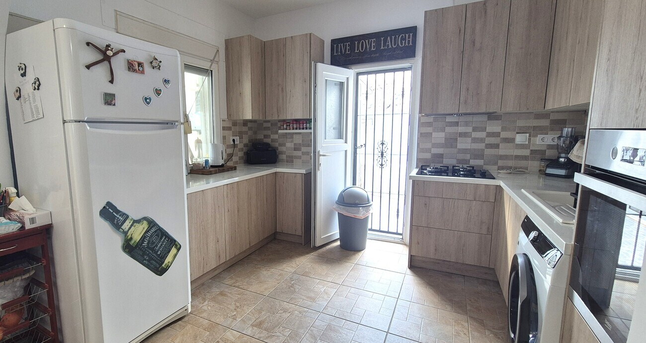 Bungalow for sale in Blue Lagoon, Alicante, Spain