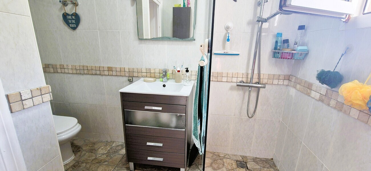 Bungalow for sale in Blue Lagoon, Alicante, Spain