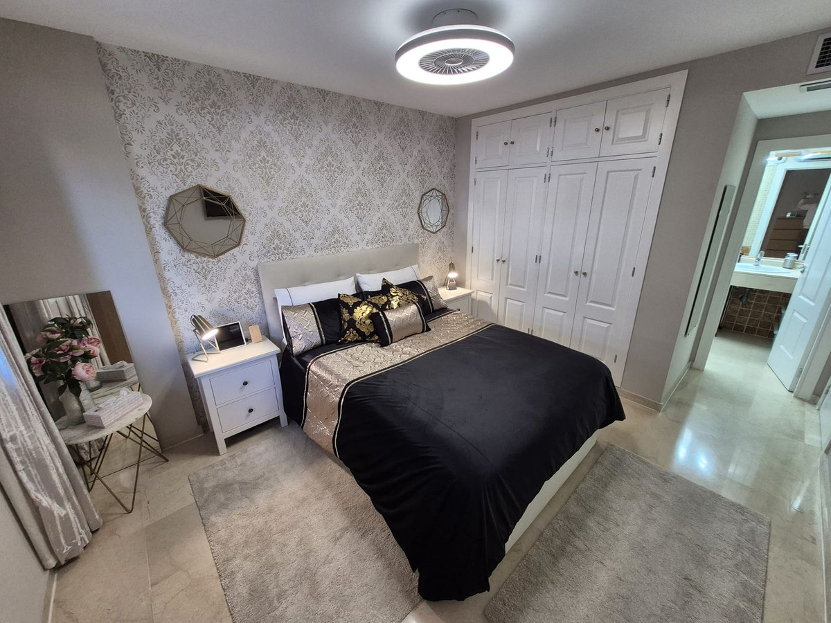 Piso en venta en La Duquesa