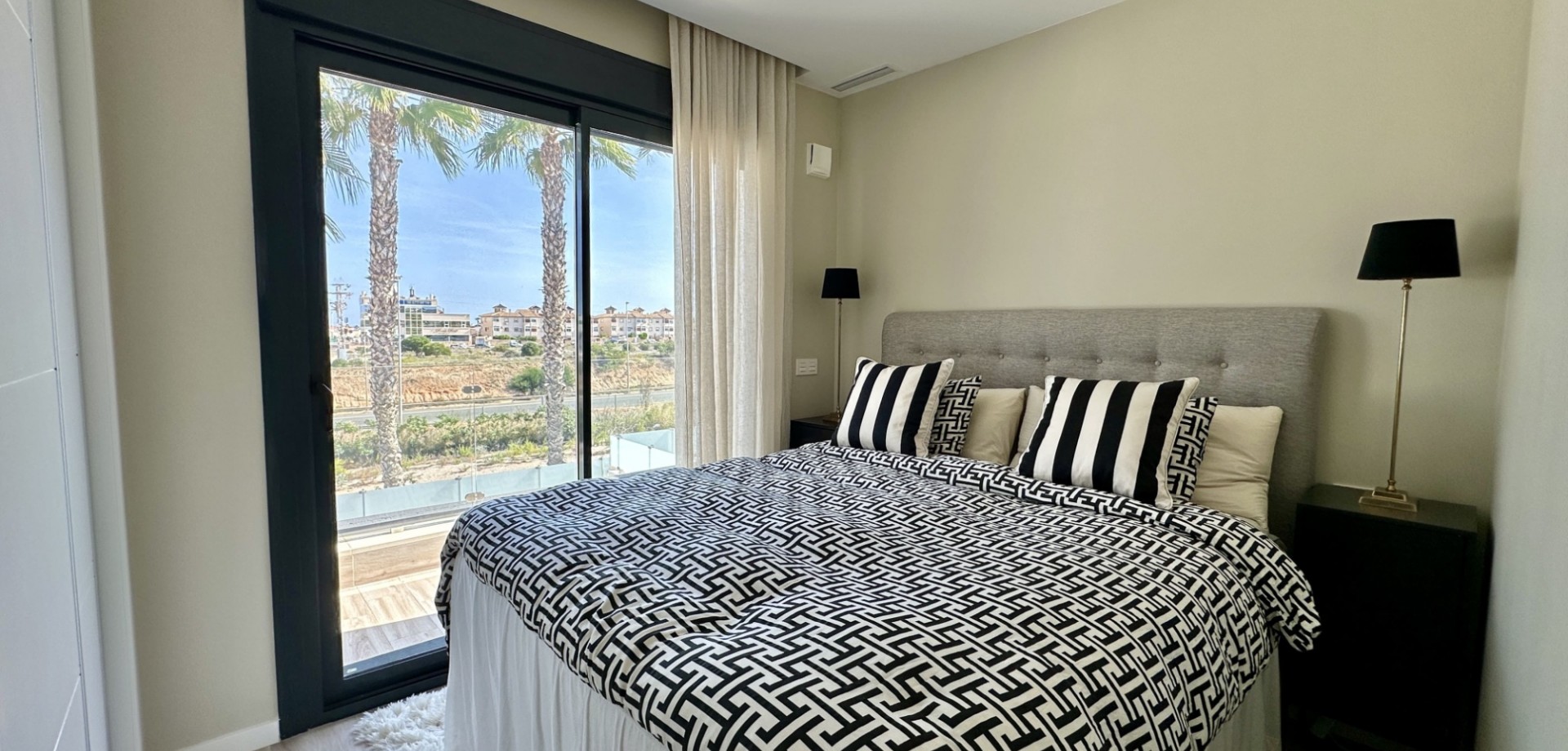 Villa for sale in Orihuela Costa, Alicante, Spain