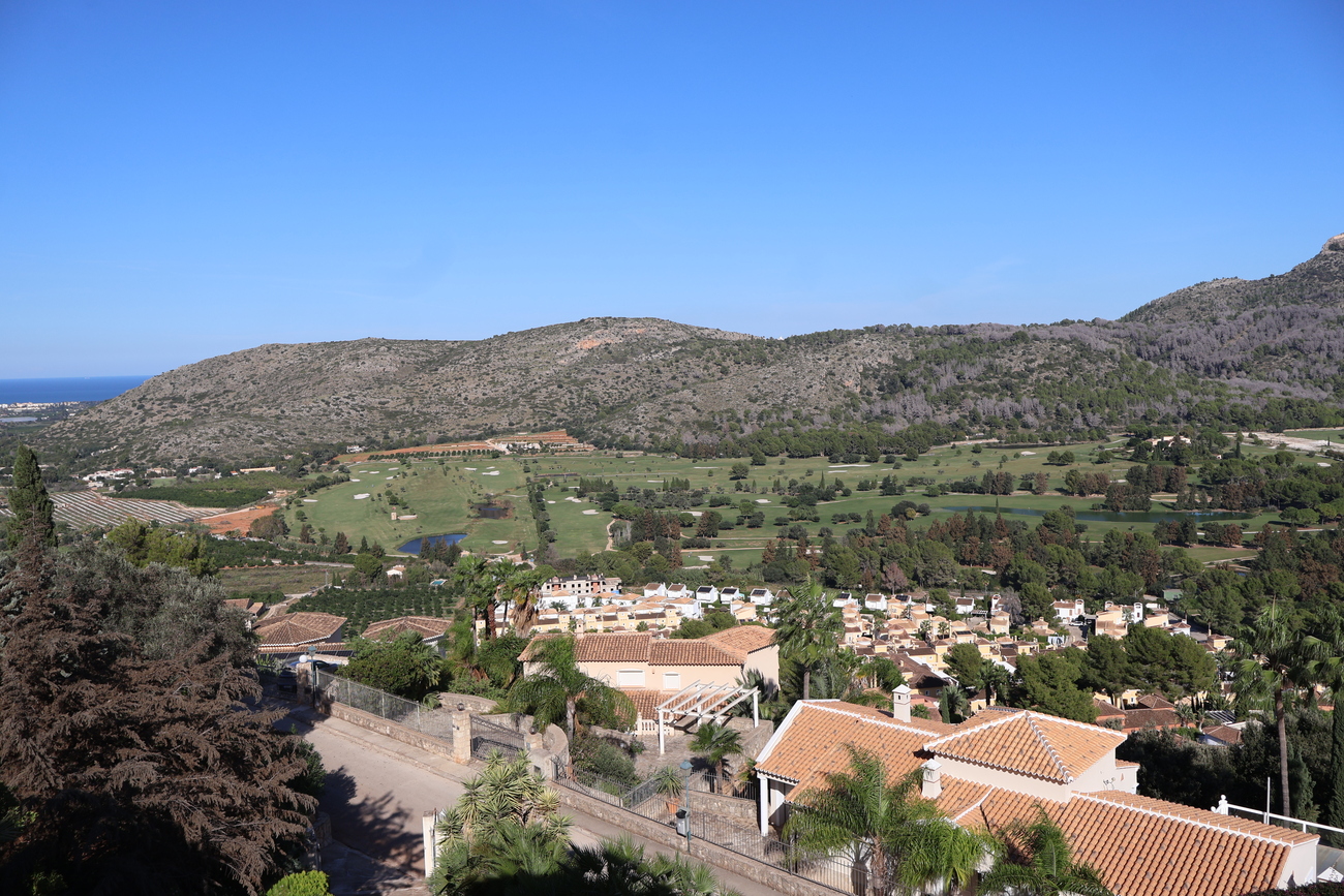 Villa for sale in La Sella Golf, Alicante, Spain