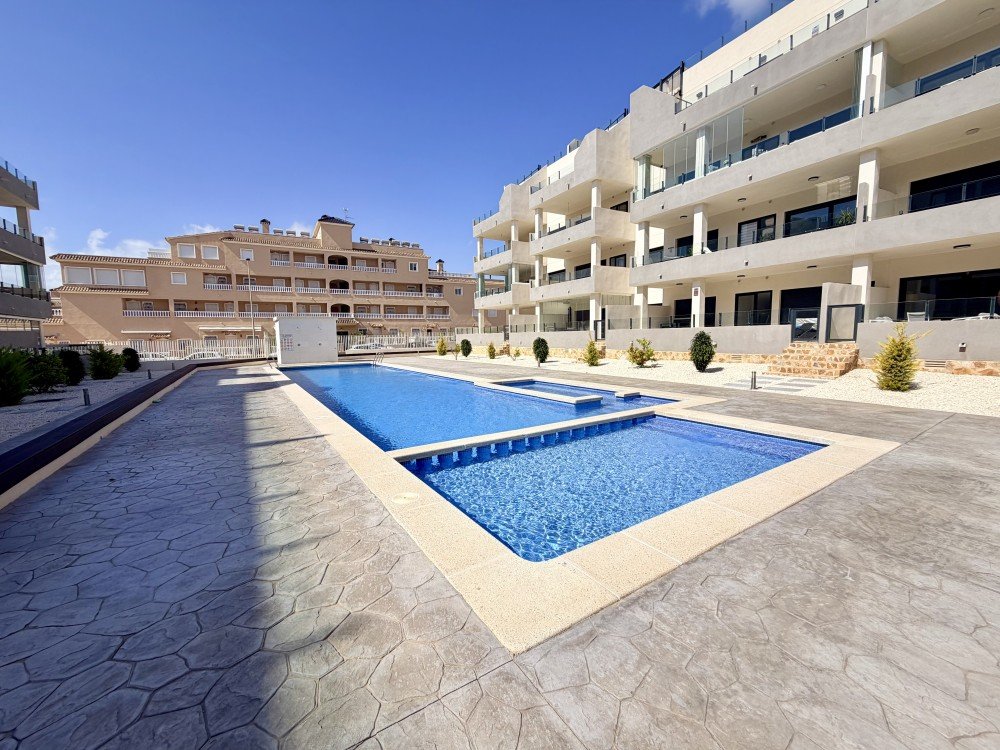 Piso en venta en Orihuela Costa