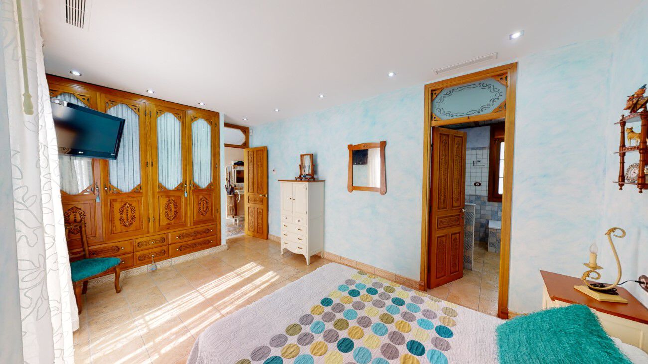 Villa for sale in Almoradi, Alicante, Spain