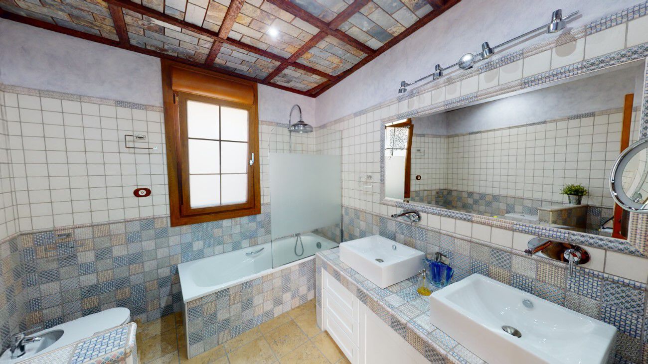 Villa for sale in Almoradi, Alicante, Spain
