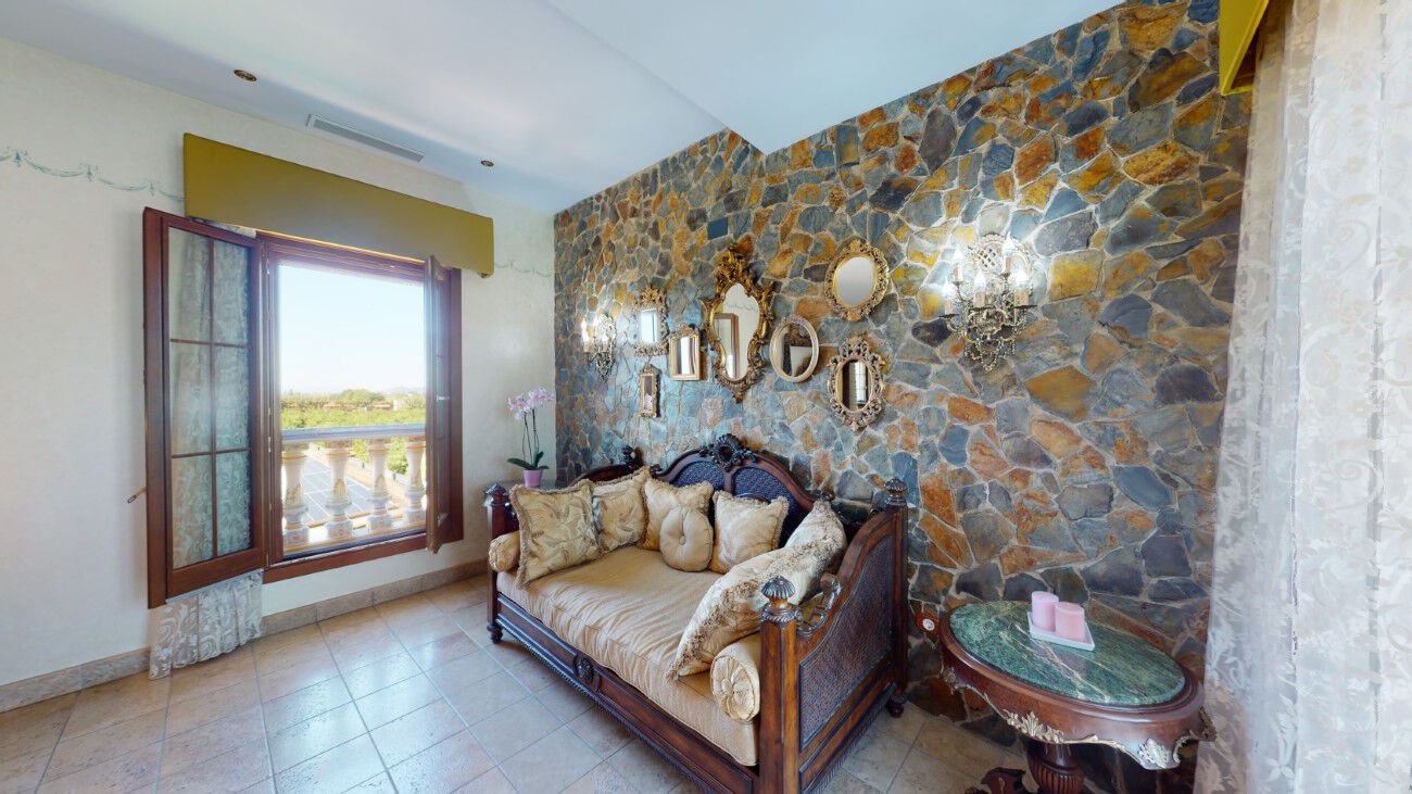 Villa for sale in Almoradi, Alicante, Spain