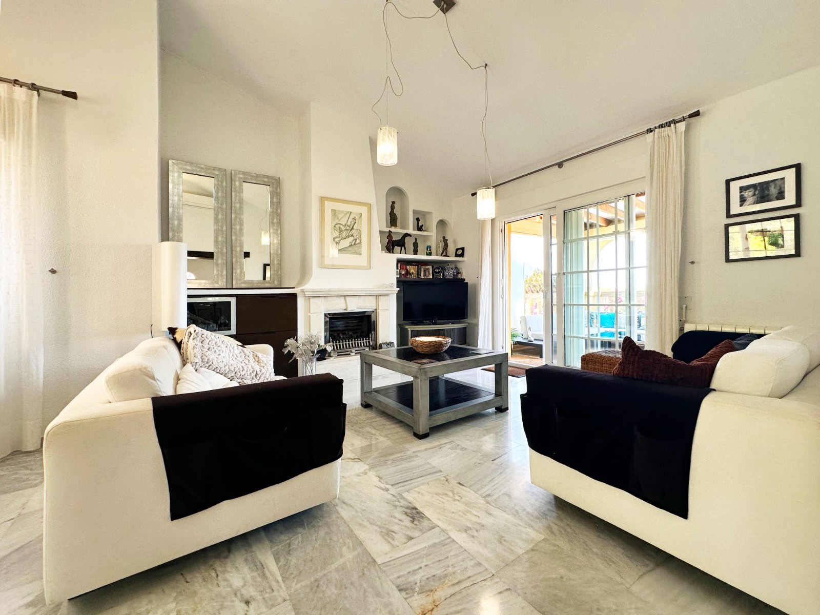 Villa en venta en Orihuela Costa