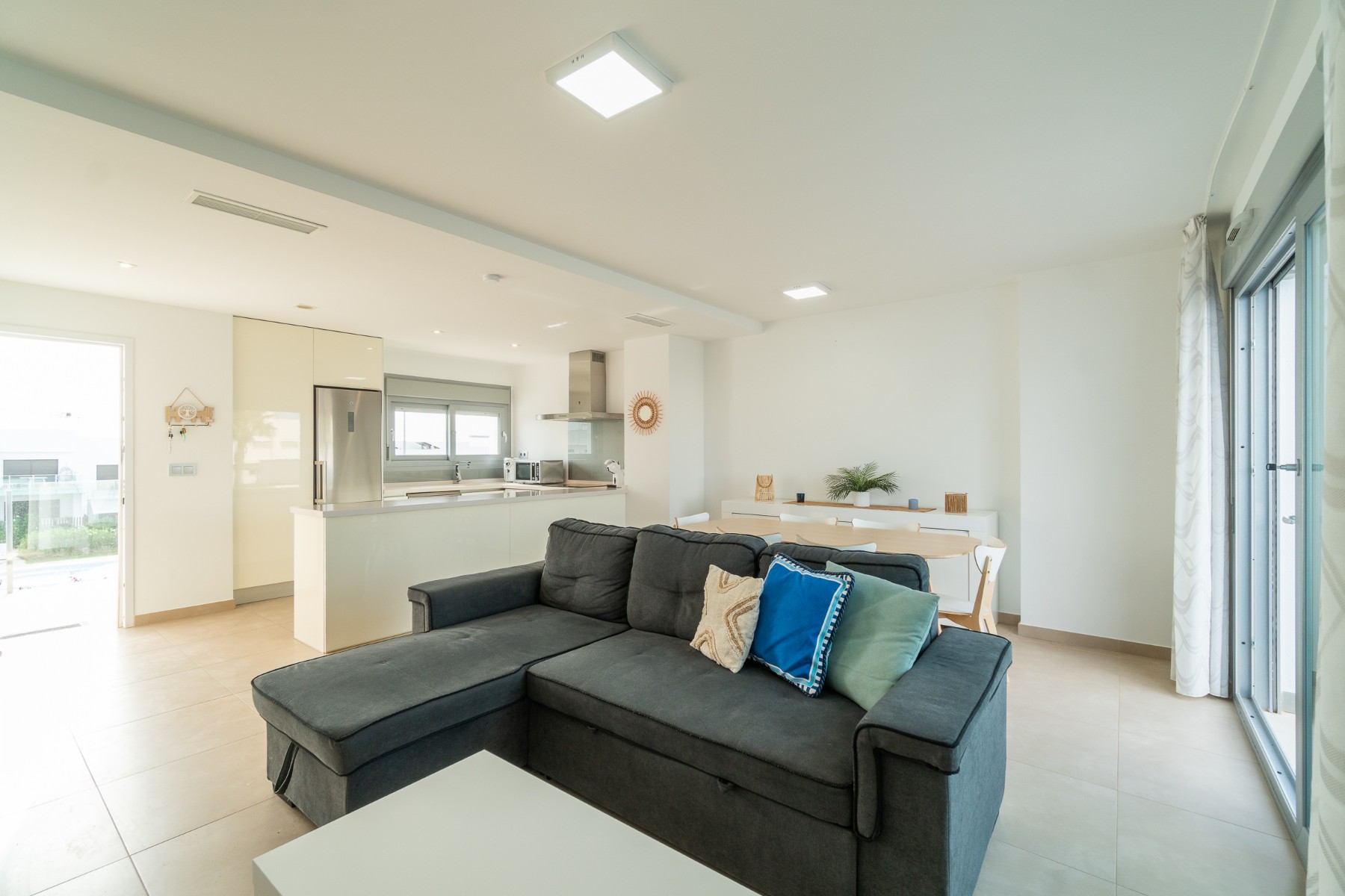 Bungalow for sale in Vistabella Golf Entre Naranjos, Alicante, Spain