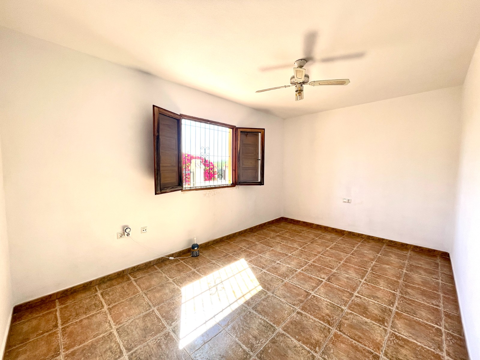 Villa en venta en Catral