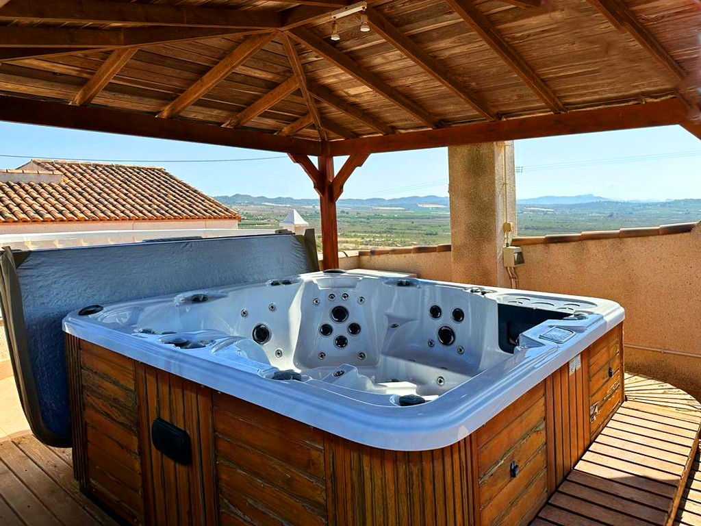 Villa en venta en San Miguel De Salinas