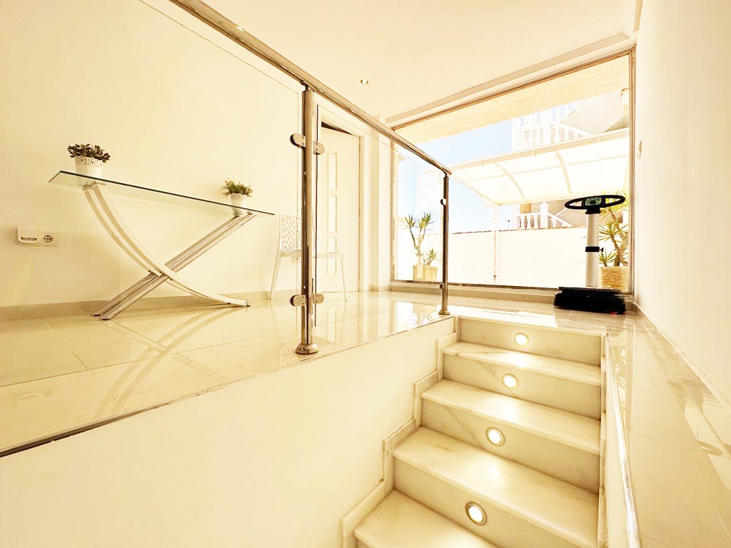 Villa en venta en San Miguel De Salinas