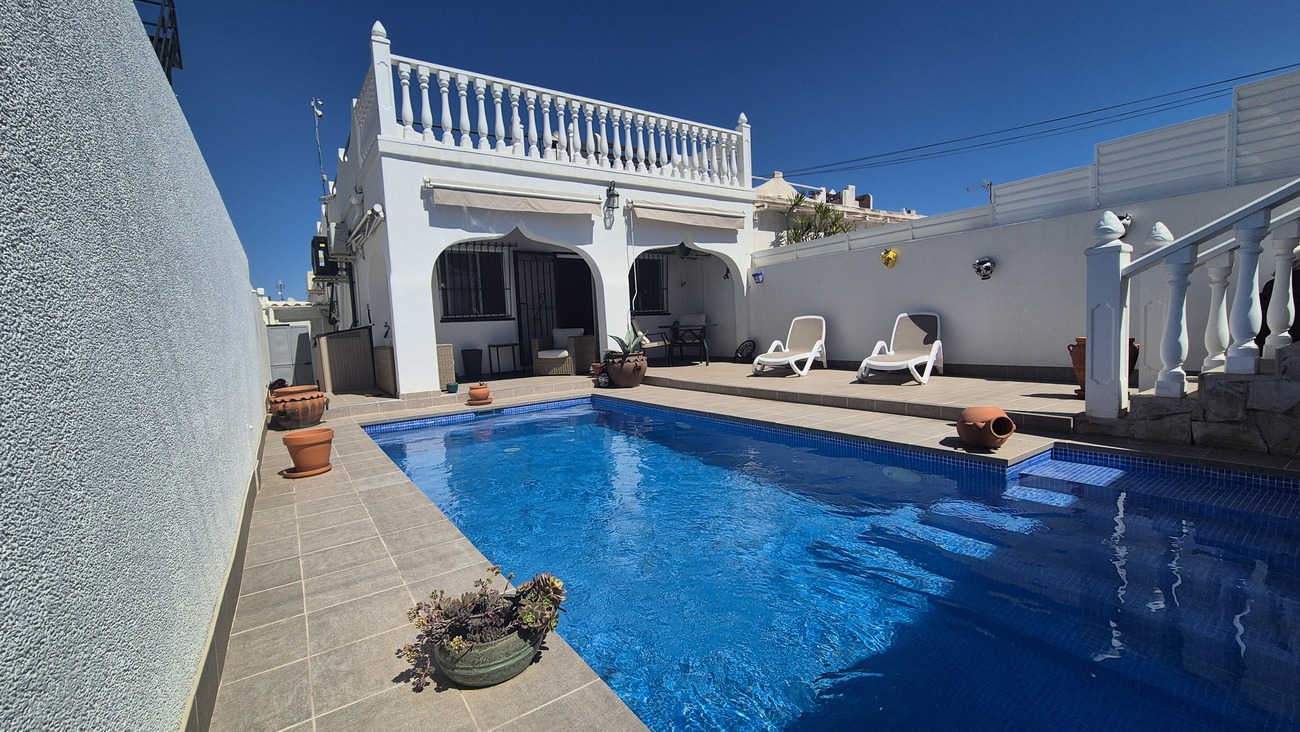 Semi Detached en venta en San Miguel De Salinas