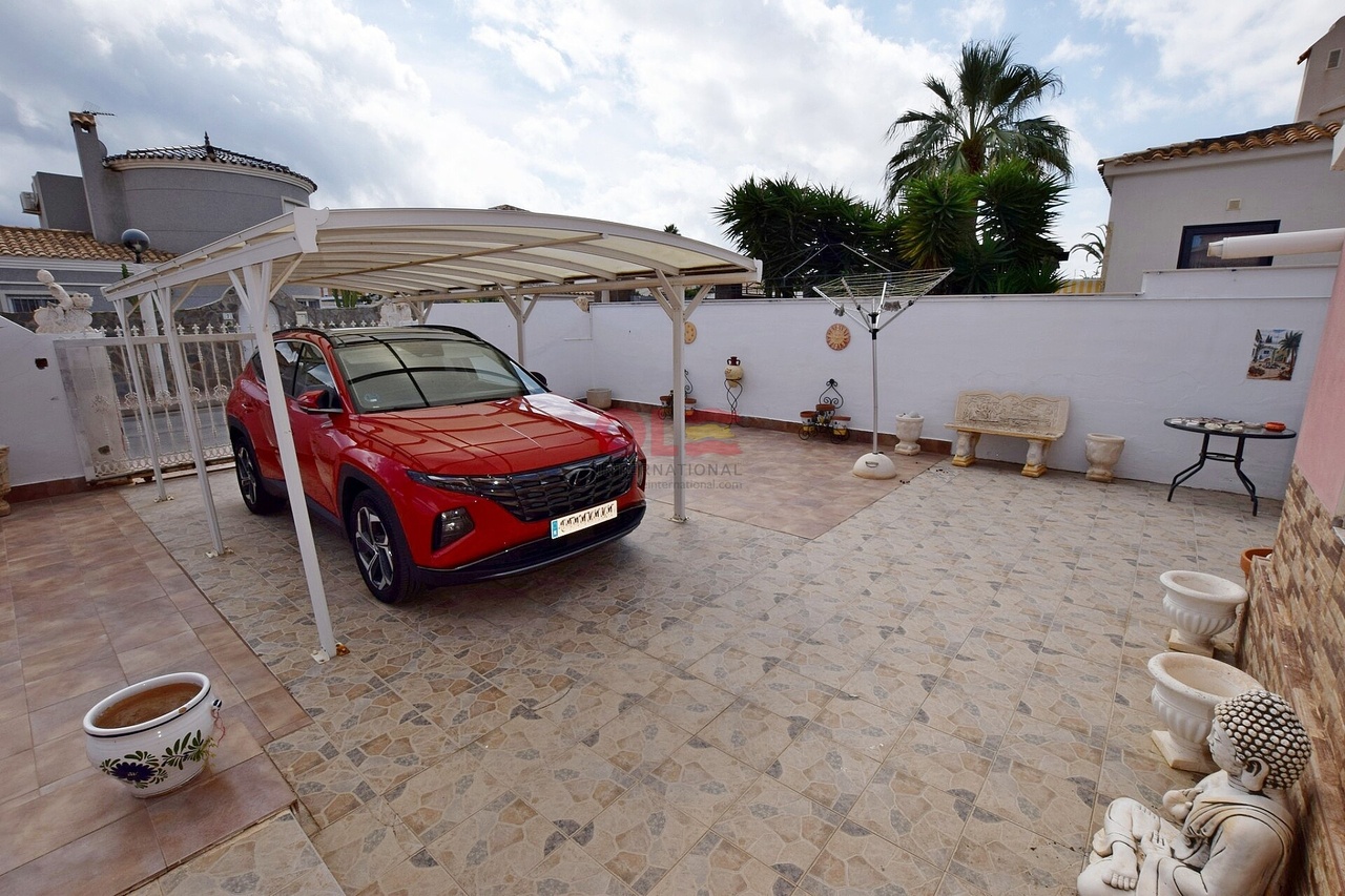 Villa for sale in Cabo Roig, Alicante, Spain