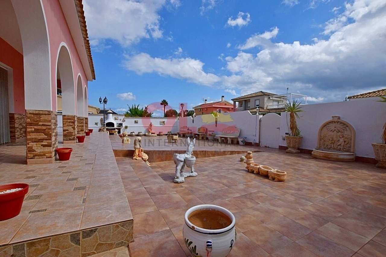 Villa for sale in Cabo Roig, Alicante, Spain