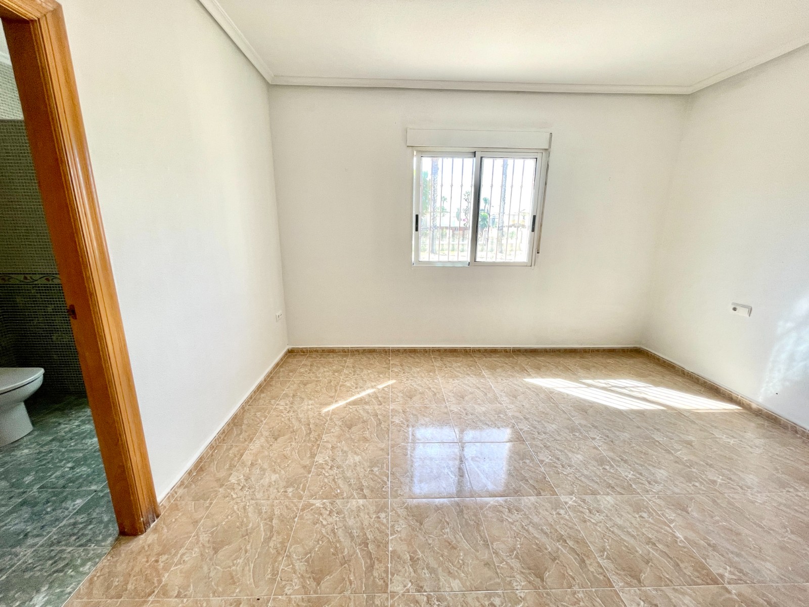 Villa en venta en Catral