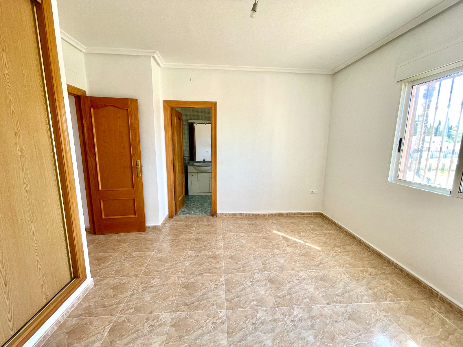 Villa en venta en Catral