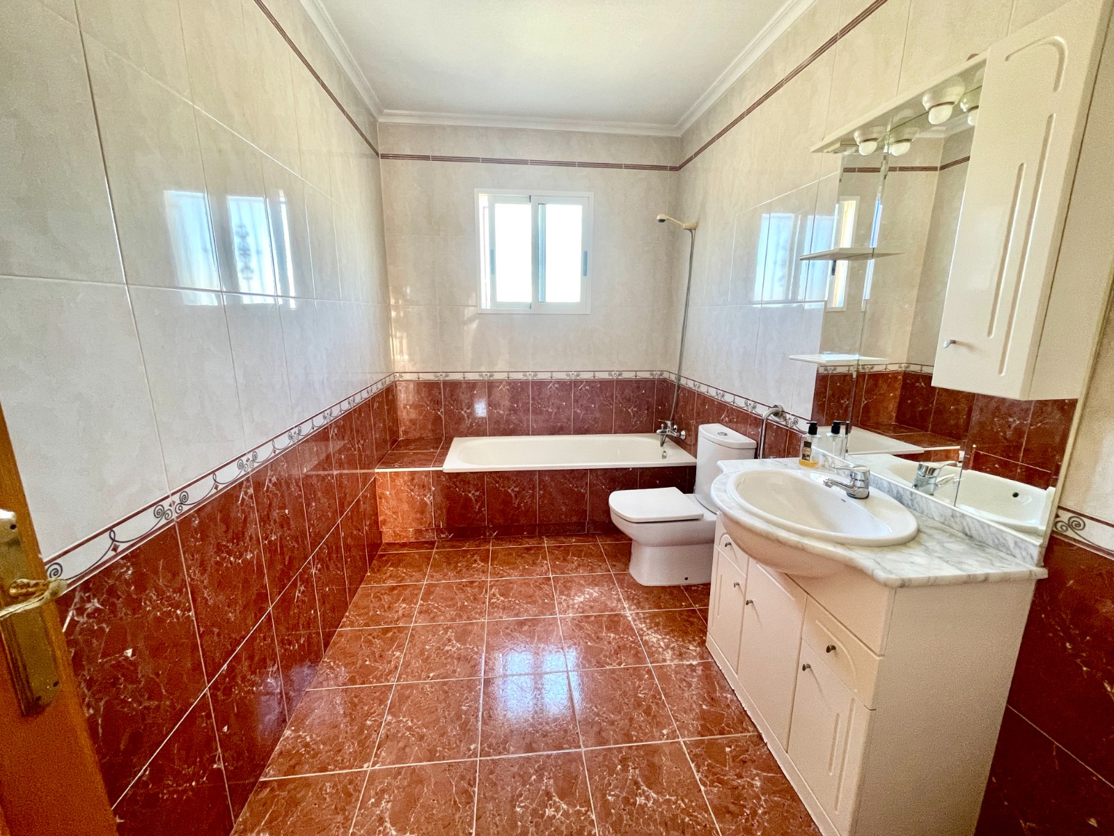 Villa en venta en Catral