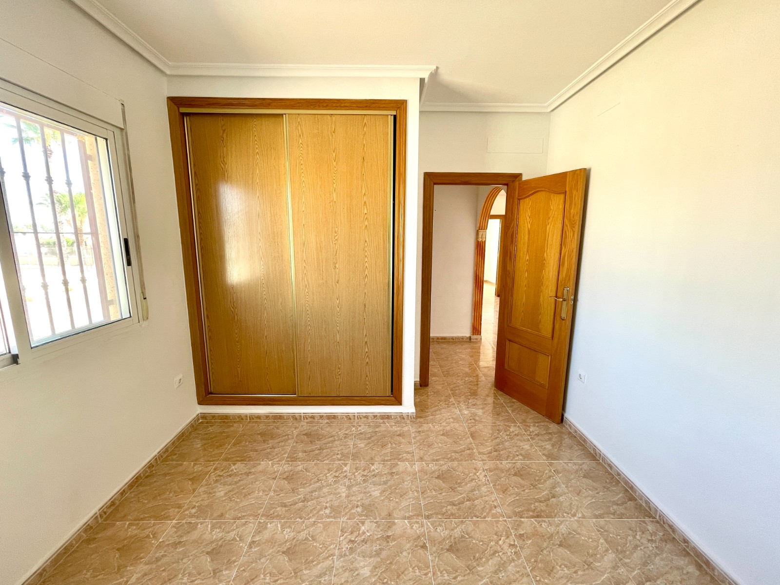 Villa en venta en Catral