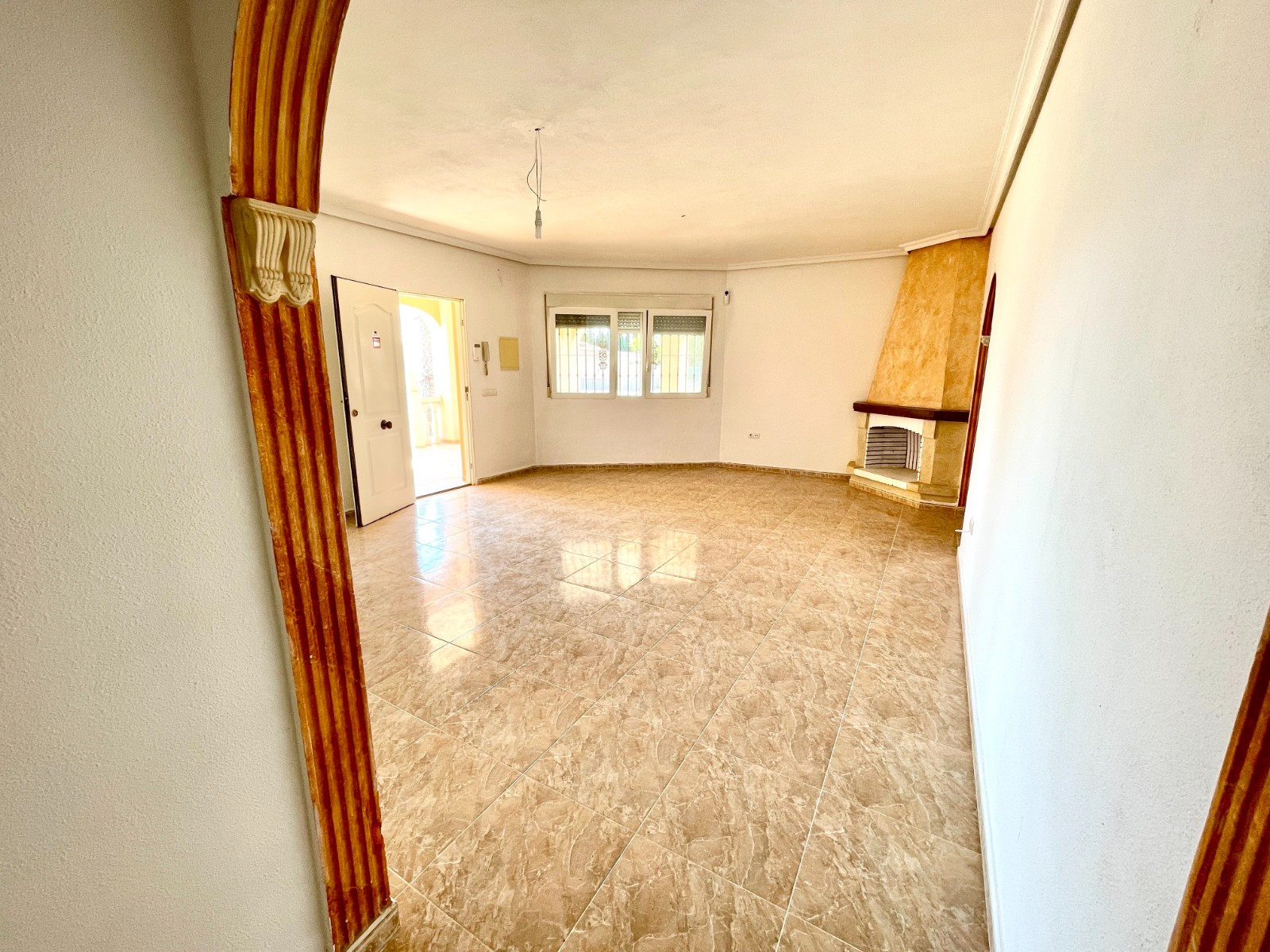 Villa en venta en Catral