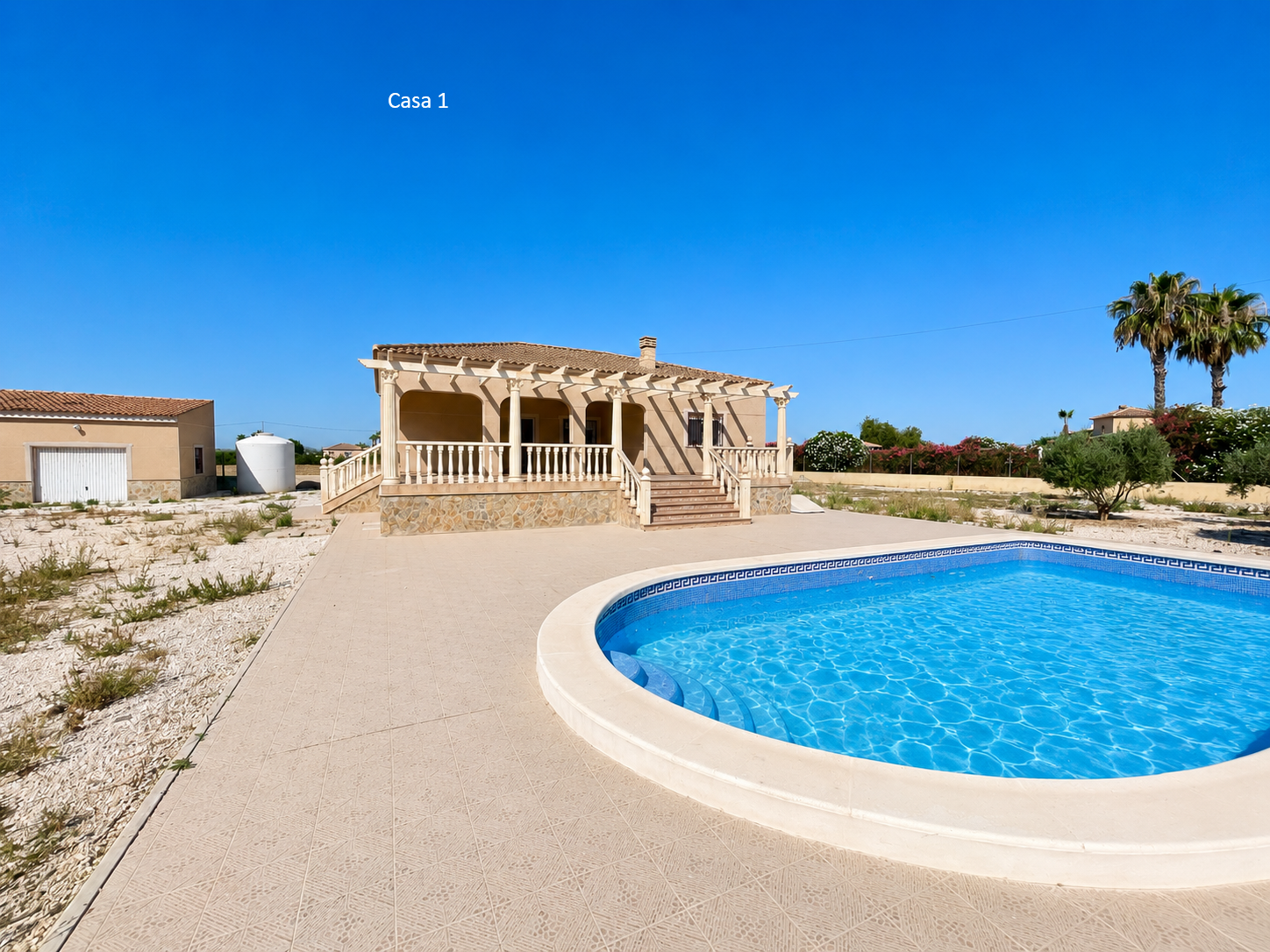 Villa en venta en Catral