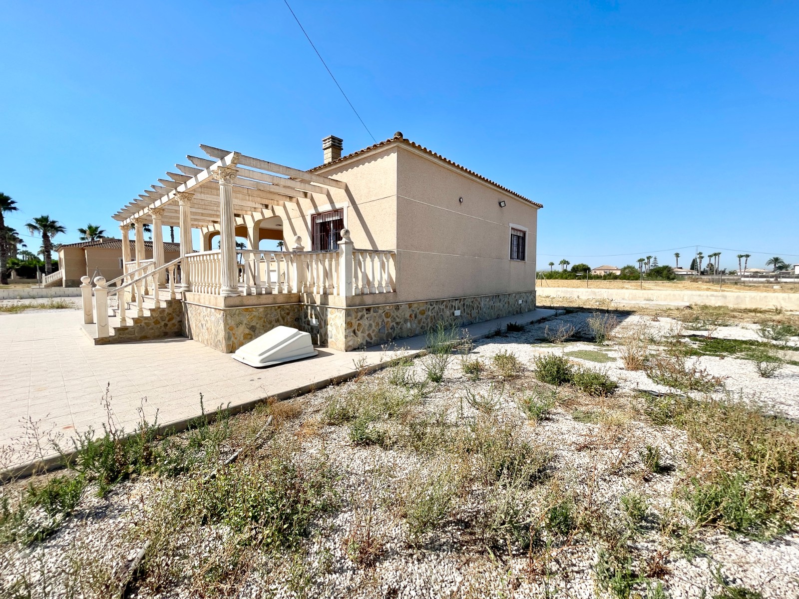 Villa en venta en Catral