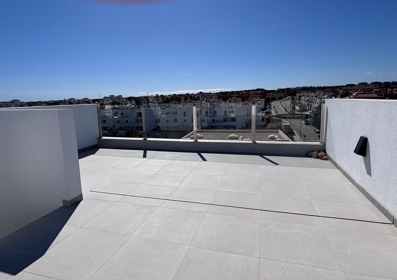 Villa for sale in Villamartin, Alicante, Spain