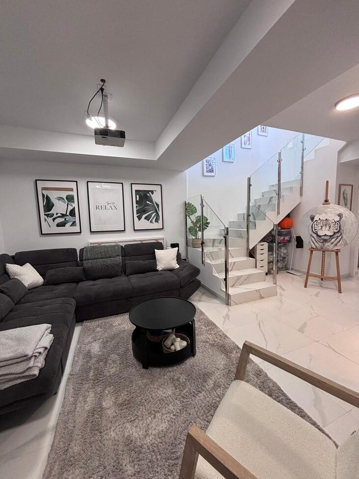 Villa for sale in Villamartin, Alicante, Spain