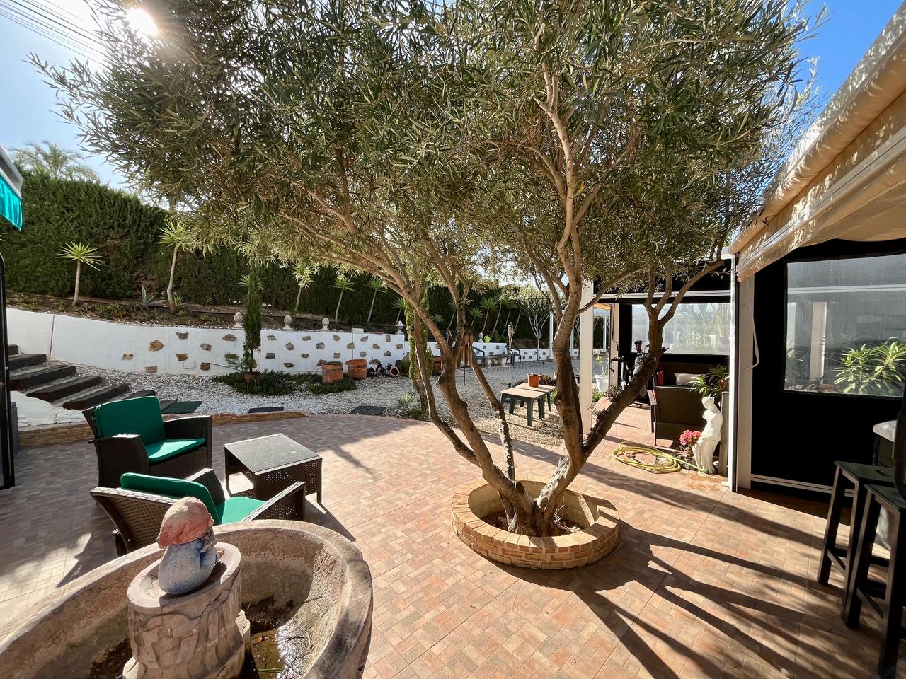 Villa en venta en Villamartin