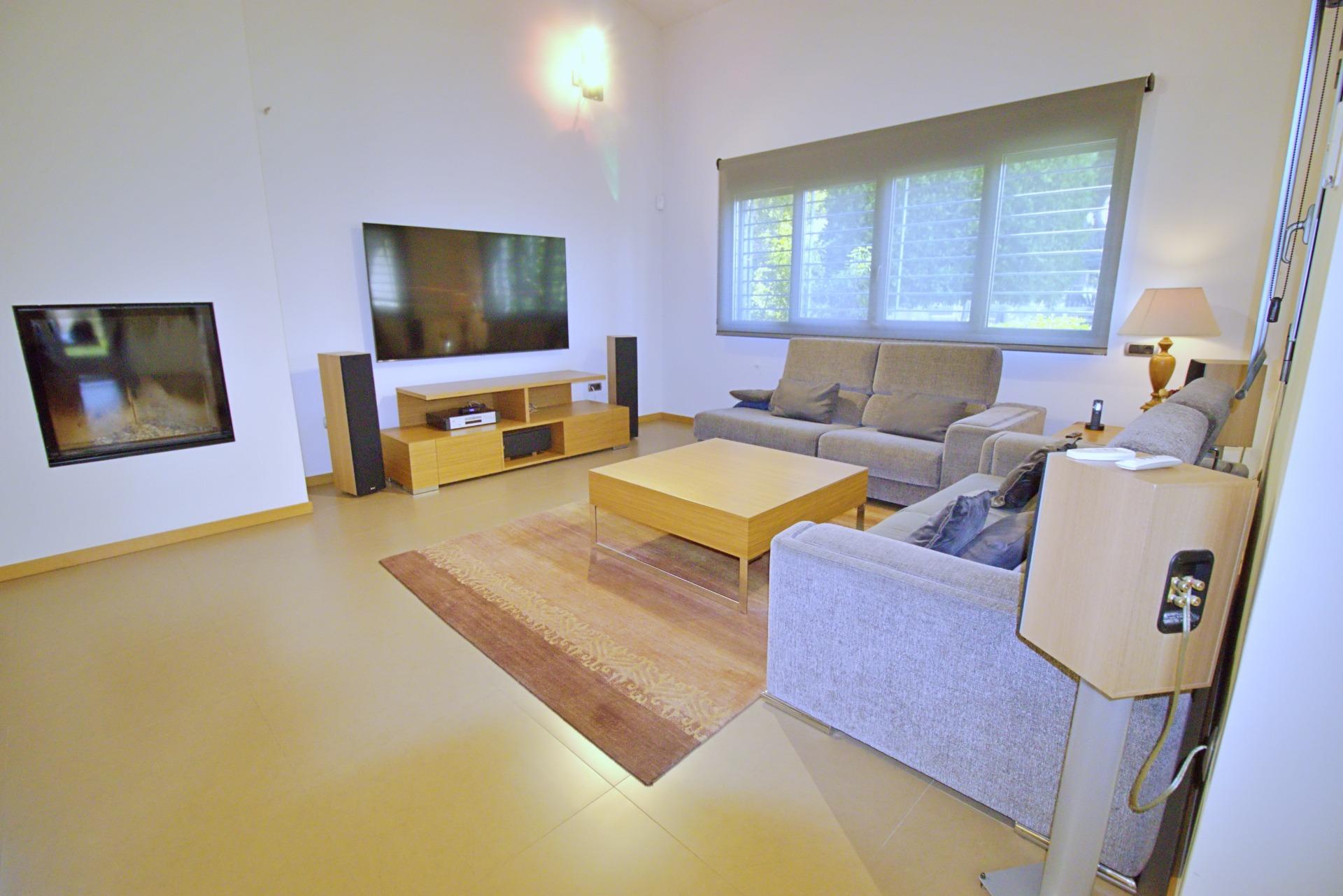 Villa for sale in Elche Pedanías, Alicante, Spain