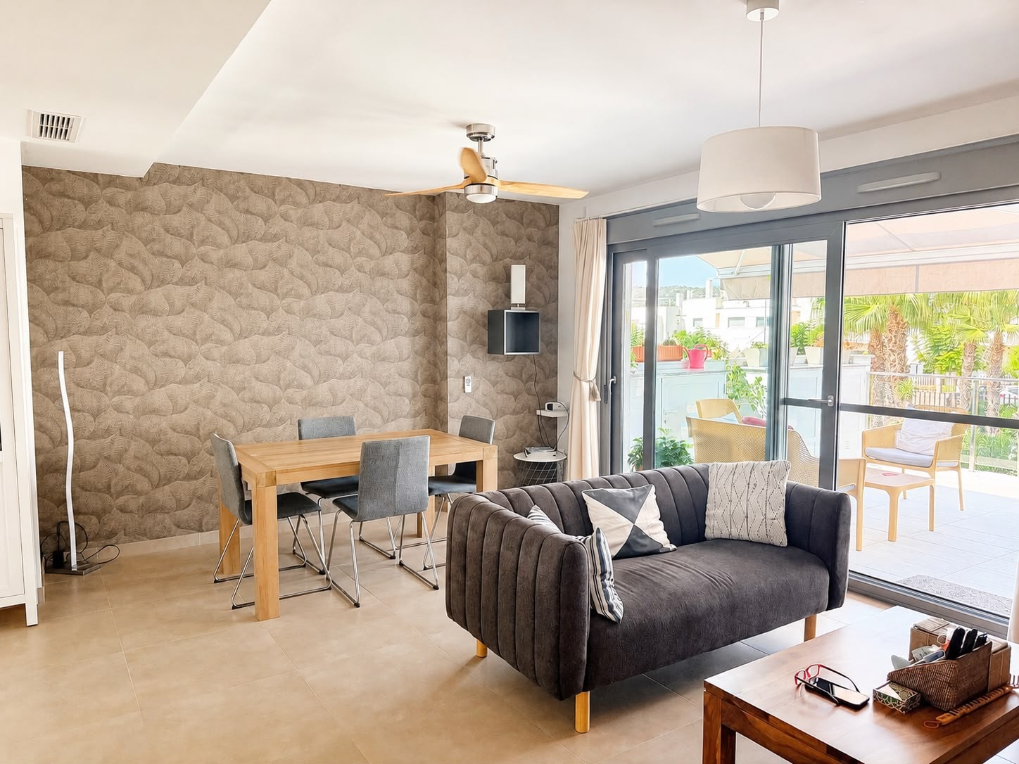 Bungalow for sale in Vistabella Golf Entre Naranjos, Alicante, Spain