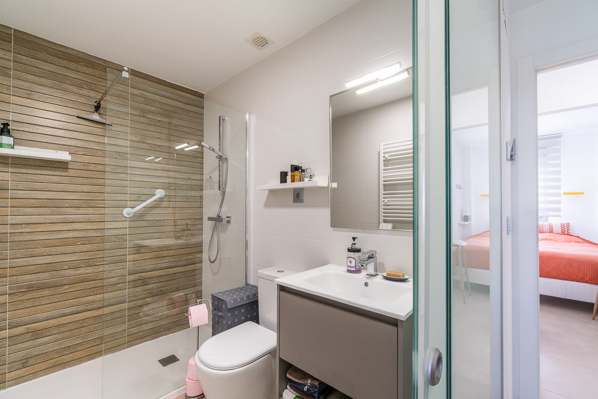 Bungalow for sale in Vistabella Golf Entre Naranjos, Alicante, Spain