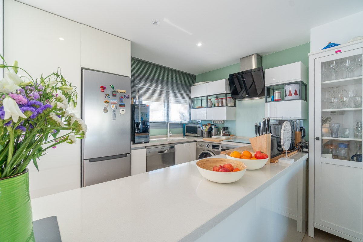 Bungalow for sale in Vistabella Golf Entre Naranjos, Alicante, Spain