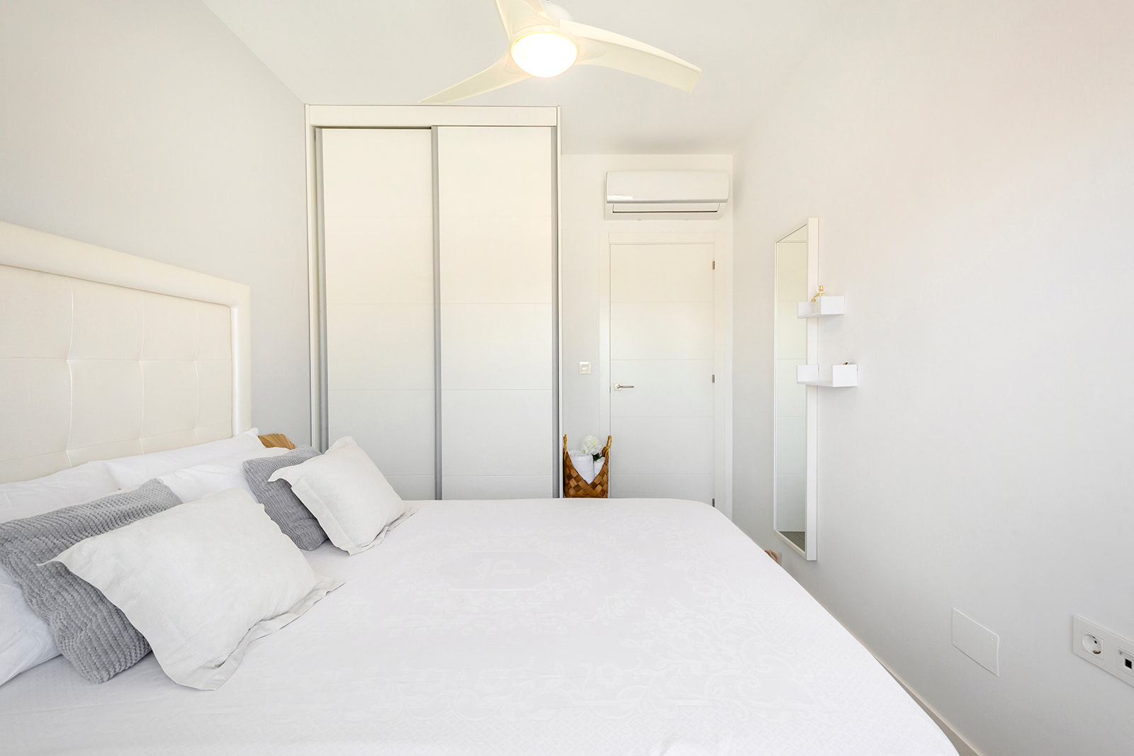 Apartment for sale in Pilar De La Horadada, Alicante, Spain