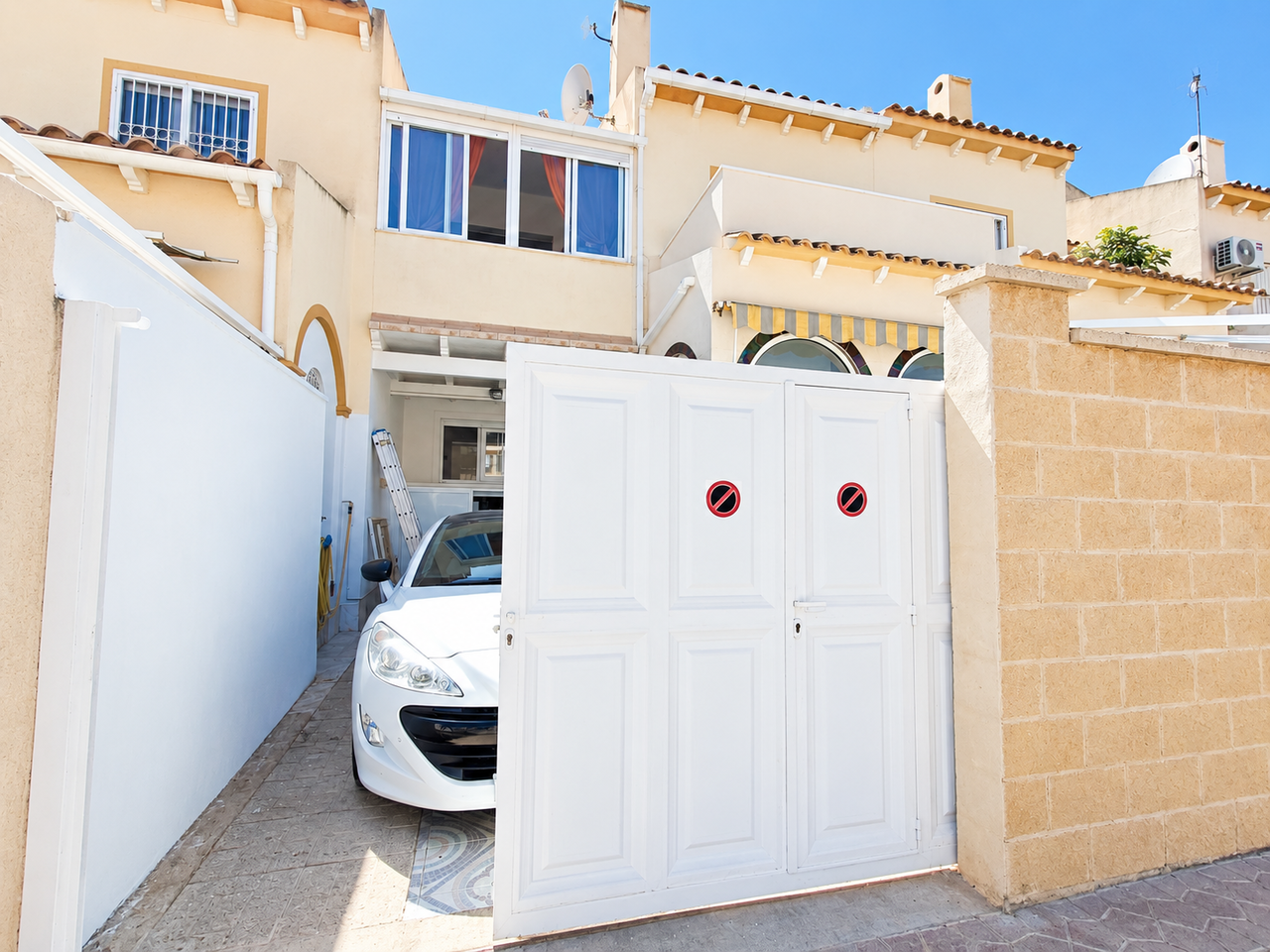 Town House for sale in Playa Flamenca, Alicante, Spain