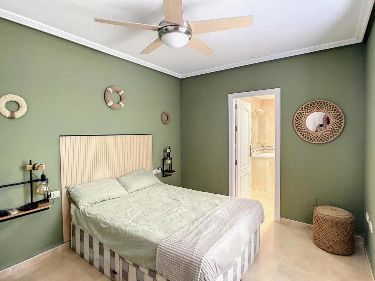 Villa for sale in Pinar De Campoverde, Alicante, Spain