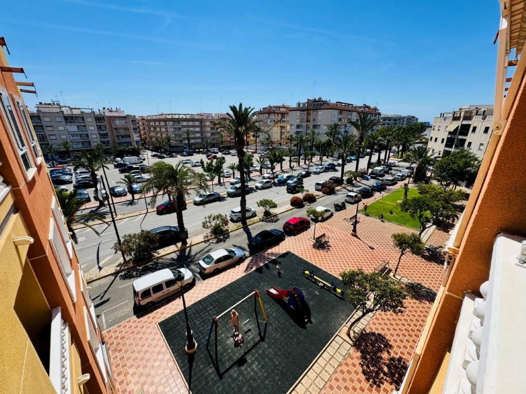 Apartment for sale in Guardamar Del Segura, Alicante, Spain