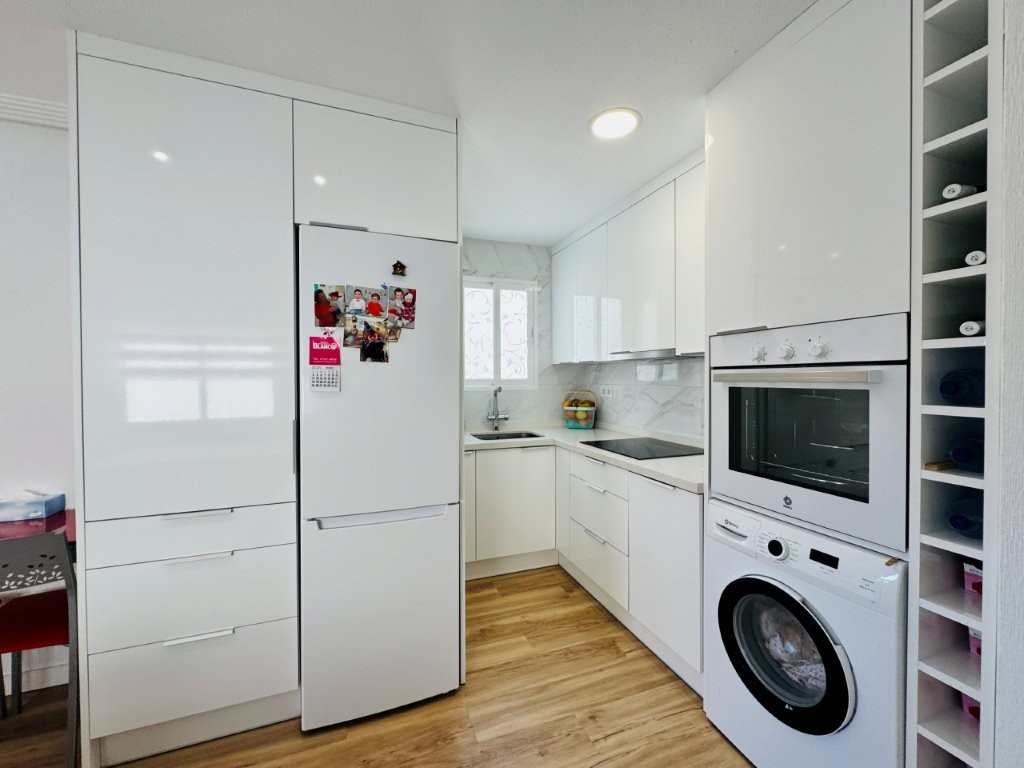 Apartment for sale in Guardamar Del Segura, Alicante, Spain