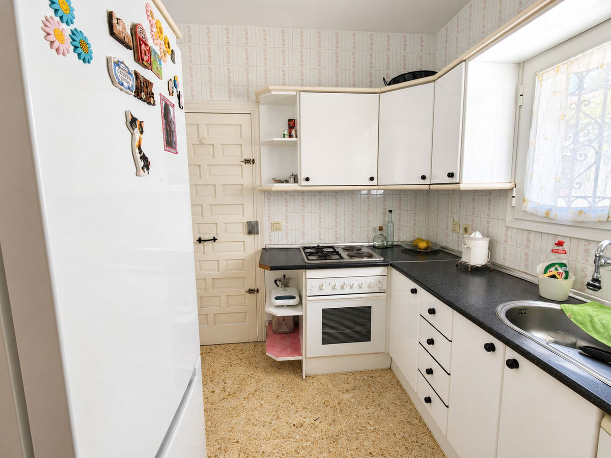 Villa en venta en La Duquesa