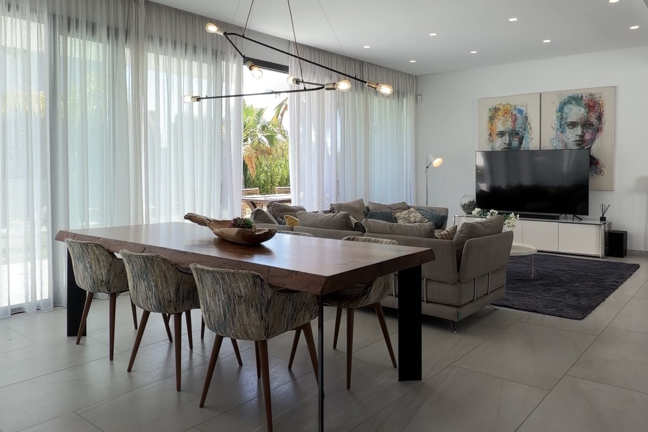 Villa for sale in Finestrat, Alicante, Spain