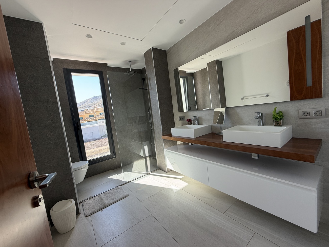 Villa for sale in Finestrat, Alicante, Spain