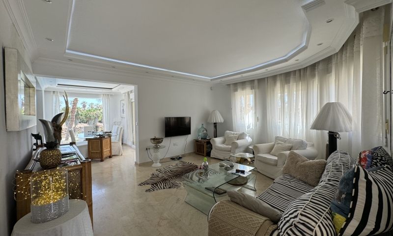 Villa for sale in Orihuela Costa, Alicante, Spain