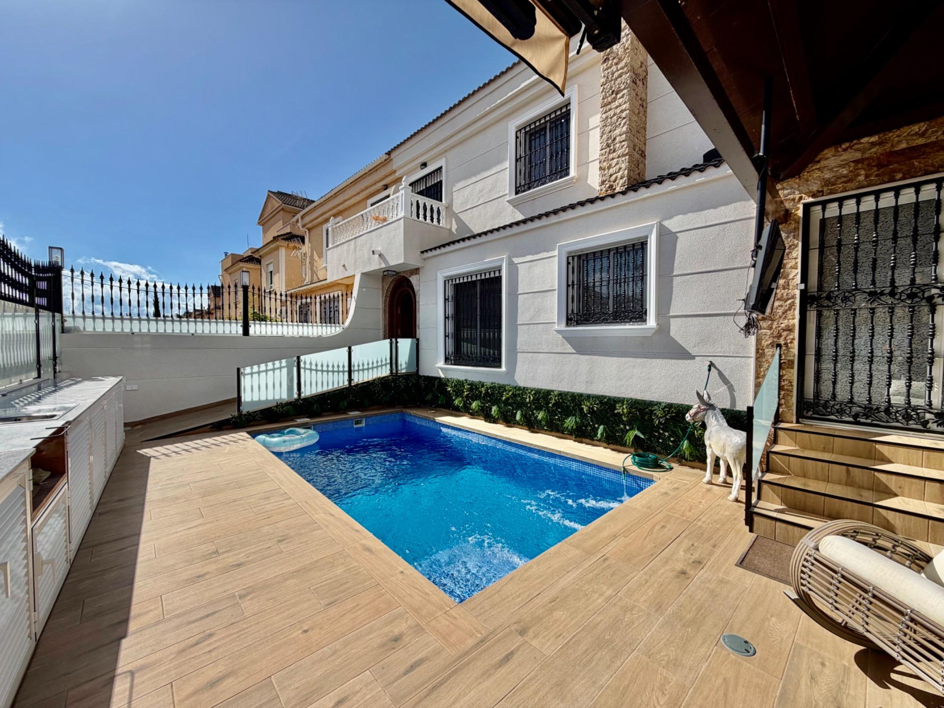 Semi Detached for sale in Orihuela Costa, Alicante, Spain