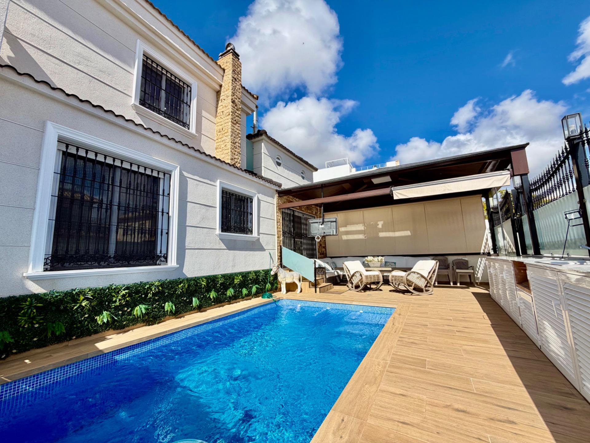 Semi Detached for sale in Orihuela Costa, Alicante, Spain