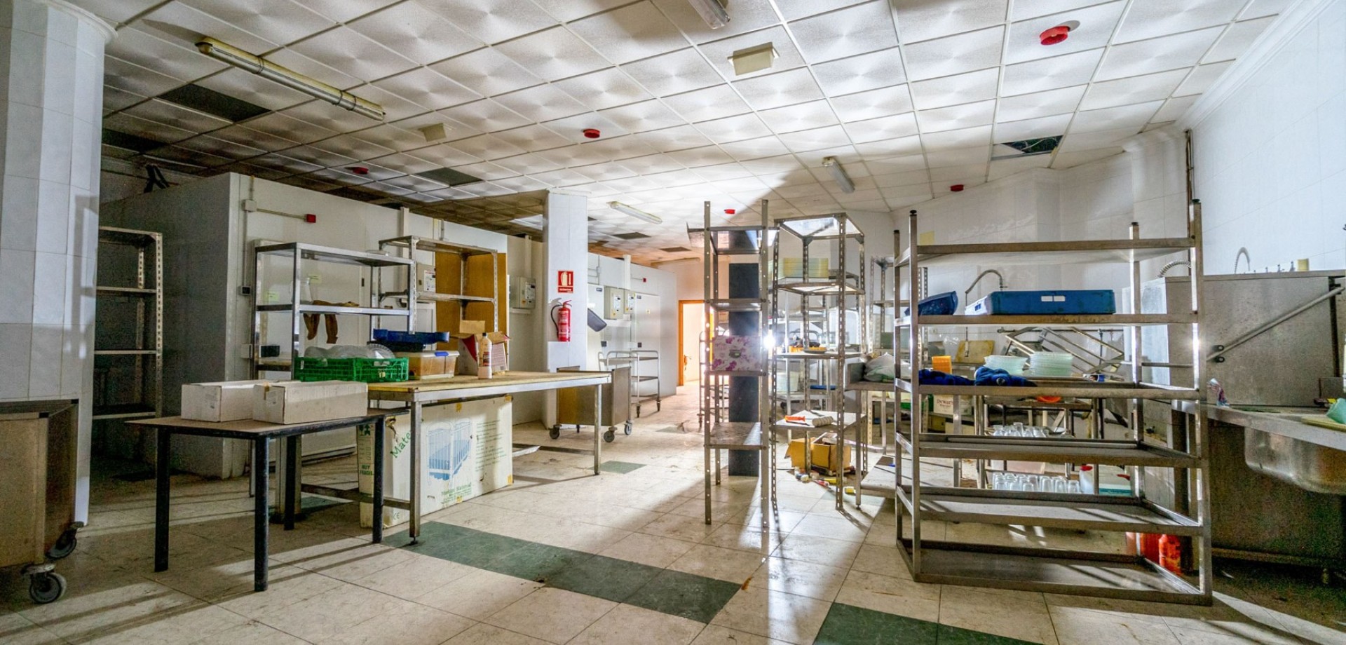 Commercial unit for sale in Torrevieja, Alicante, Spain