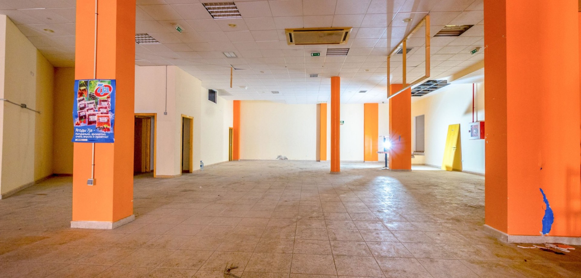 Commercial unit for sale in Torrevieja, Alicante, Spain